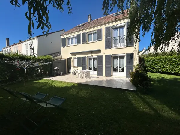 ELANCOURT 78990 – Vente maison/villa 8&nbsp;pièces 4&nbsp;chambres