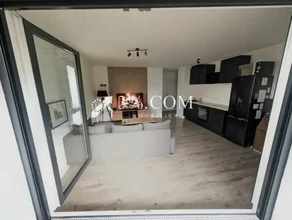 Poissy 78300 – Vente appartement 2&nbsp;pièces 1&nbsp;chambre