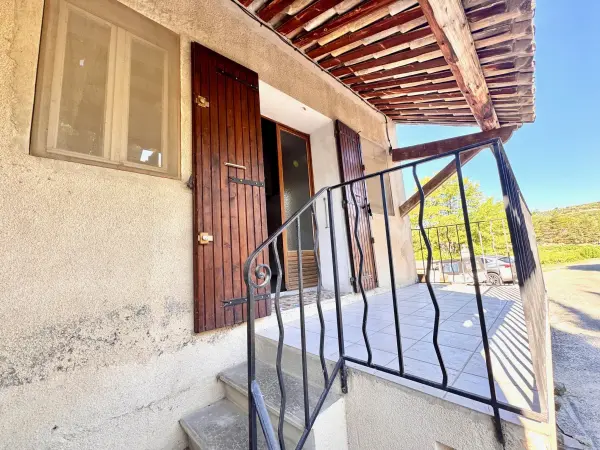 Roaix 84110 – Location appartement 2&nbsp;pièces 1&nbsp;chambre