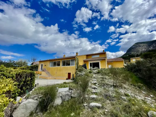 Nyons 26110 – Vente maison/villa 2&nbsp;pièces 4&nbsp;chambres