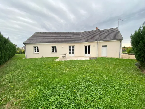 COUR CHEVERNY 41700 – Location maison/villa 5&nbsp;pièces 4&nbsp;chambres