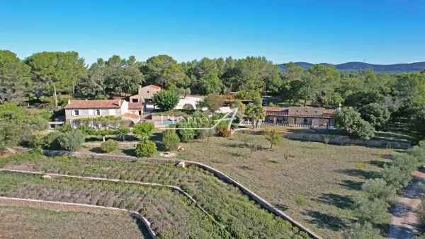 Le Luc 83340 – Vente maison/villa 10&nbsp;pièces 7&nbsp;chambres