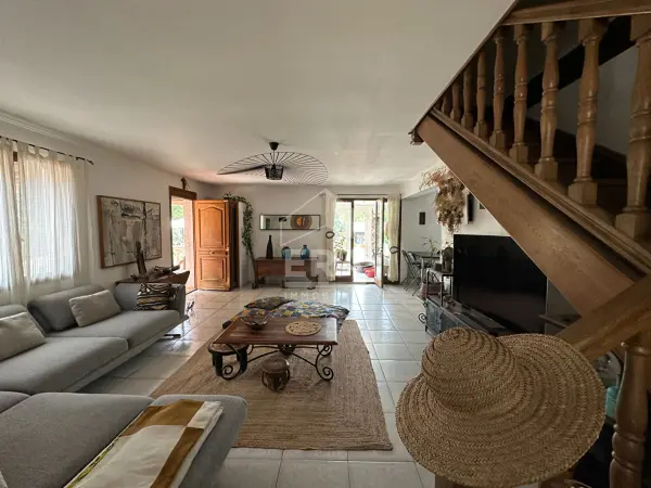 VIDAUBAN 83550 – Vente maison/villa 7&nbsp;pièces 5&nbsp;chambres