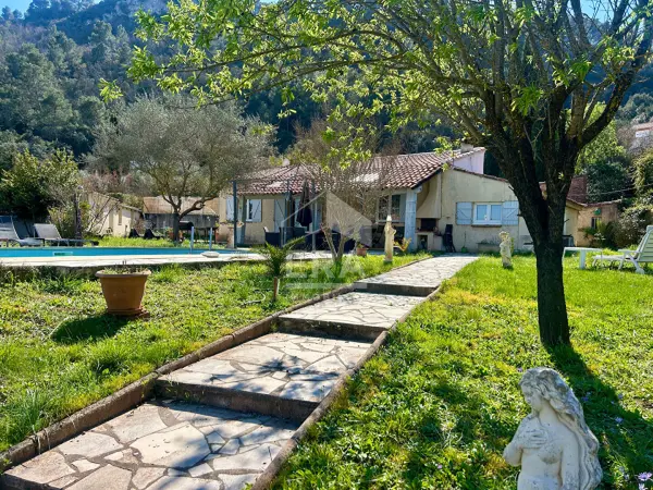 VIDAUBAN 83550 – Vente maison/villa 4&nbsp;pièces 3&nbsp;chambres