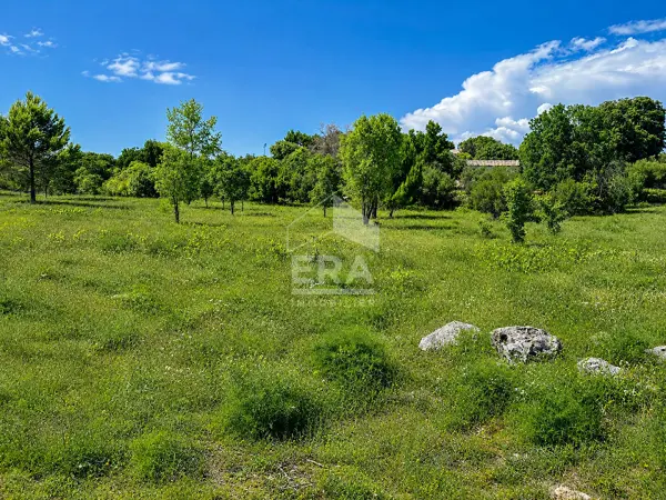 LORGUES 83510 – Vente terrain