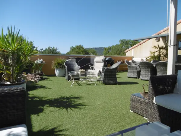 VIDAUBAN 83550 – Vente de prestige maison/villa 4&nbsp;pièces 3&nbsp;chambres