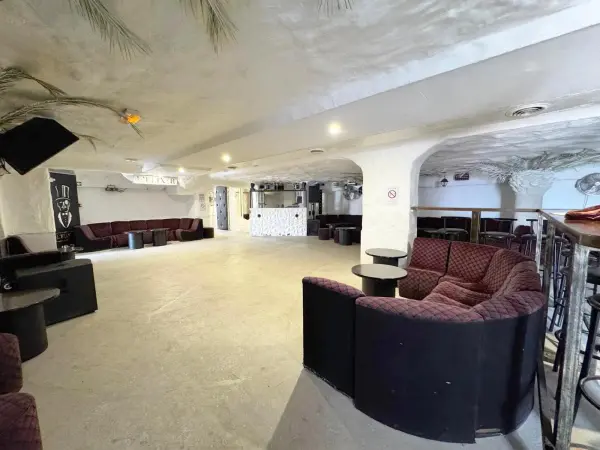 Saint-Mandrier-sur-Mer 83430 – Vente Local