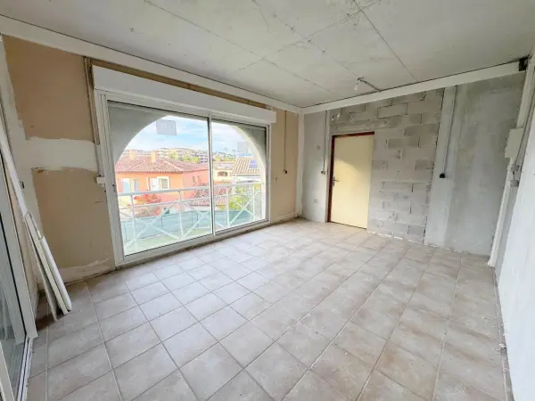 La Seyne-sur-Mer 83500 – Location Bureaux 1&nbsp;pièce