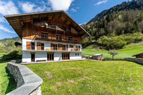 Beaufort 73270 – Vente de prestige maison/villa 16&nbsp;pièces 12&nbsp;chambres