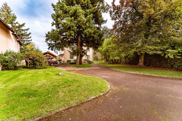 Chamagnieu 38460 – Vente maison/villa 10&nbsp;pièces 7&nbsp;chambres