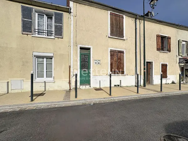 LAMORLAYE 60260 – Location local