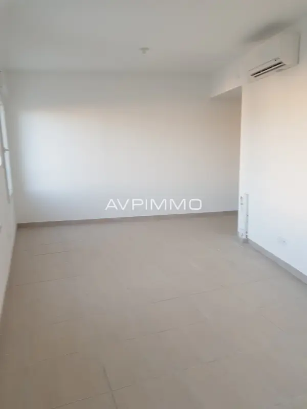 Saint-Cyr-sur-Mer 83270 – Vente bureaux