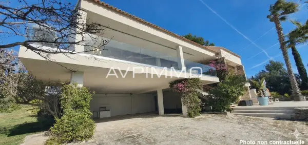 La Ciotat 13600 – Vente maison/villa 7&nbsp;pièces 5&nbsp;chambres