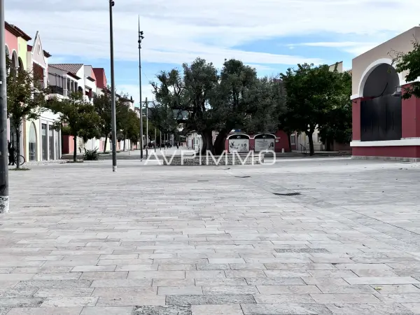 Saint-Cyr-sur-Mer 83270 – Vente parking/box