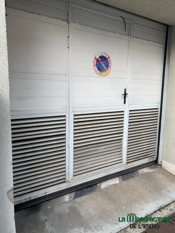Saint-Étienne 42000 – Vente parking/box