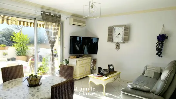 Grasse 06130 – Vente appartement 3&nbsp;pièces 2&nbsp;chambres