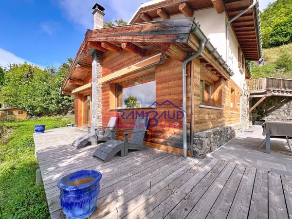 Valmeinier 73450 – Vente maison/villa 5&nbsp;pièces 4&nbsp;chambres