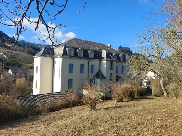 Brusque 12360 – Vente maison/villa 44&nbsp;pièces 30&nbsp;chambres