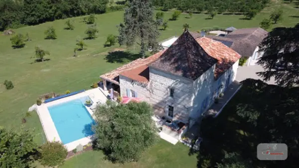 Castelmoron-sur-Lot 47260 – Vente maison/villa 16&nbsp;pièces 10&nbsp;chambres