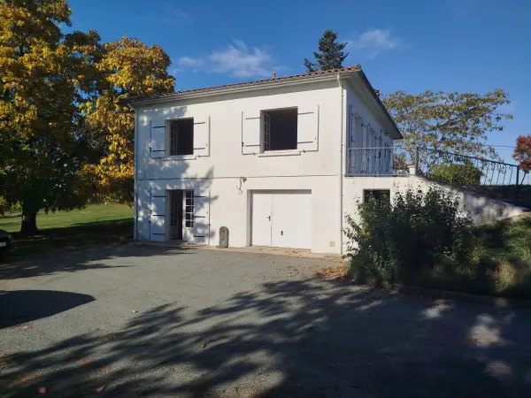 Sauveterre-de-Guyenne 33540 – Vente maison/villa 6&nbsp;pièces 3&nbsp;chambres