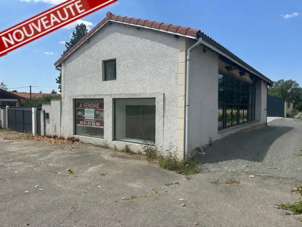Feurs 42110 – Vente local 8&nbsp;pièces