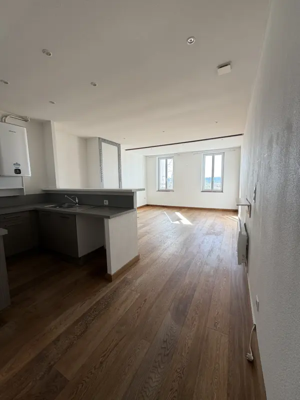 Castelnaudary 11400 – Location appartement 3&nbsp;pièces 2&nbsp;chambres