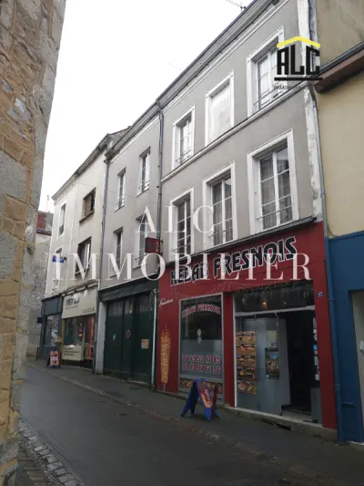 Fresnay-sur-Sarthe 72130 – Vente immeuble 4&nbsp;chambres