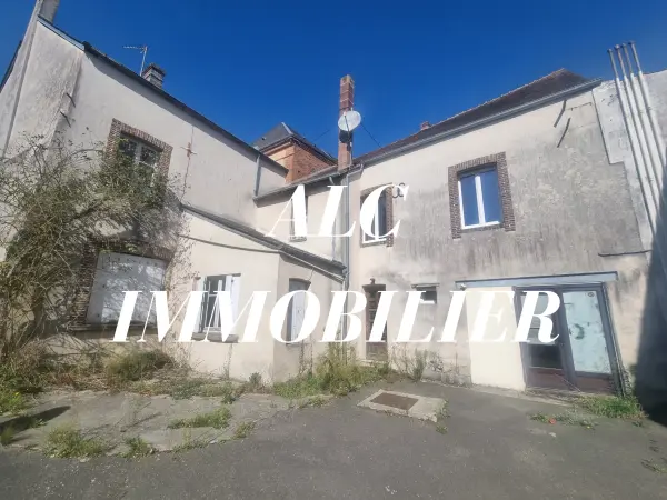 Moulins-la-Marche 61380 – Vente immeuble