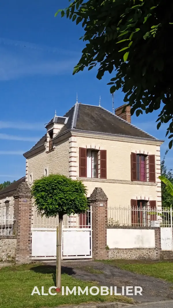 Mauves-sur-Huisne 61400 – Vente de prestige maison/villa 4&nbsp;pièces 2&nbsp;chambres