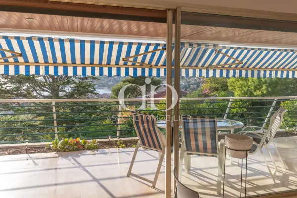 Cassis 13260 – Vente de prestige appartement 4&nbsp;pièces 3&nbsp;chambres