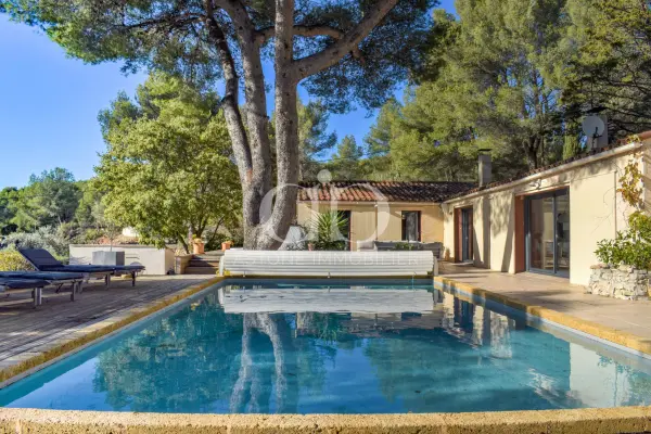 Cassis 13260 – Vente maison/villa 7&nbsp;pièces 4&nbsp;chambres