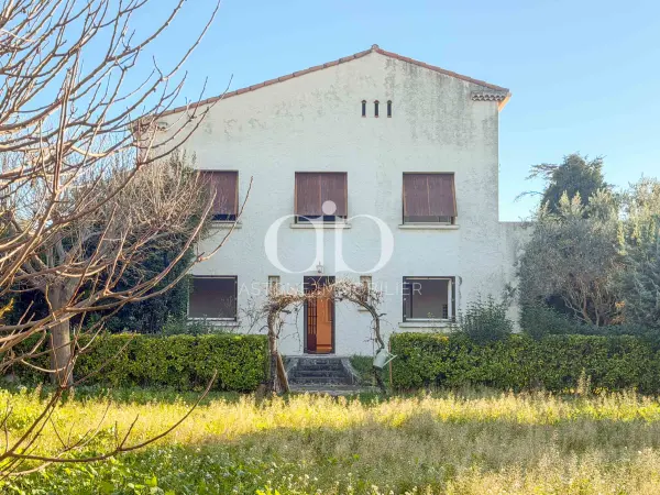 Allauch 13190 – Vente maison/villa 8&nbsp;pièces 4&nbsp;chambres