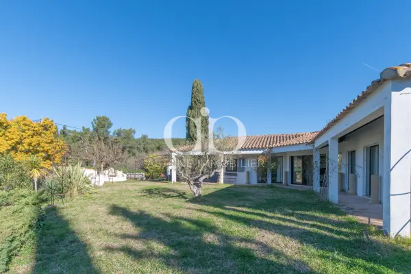 Cassis 13260 – Vente maison/villa 5&nbsp;pièces 3&nbsp;chambres