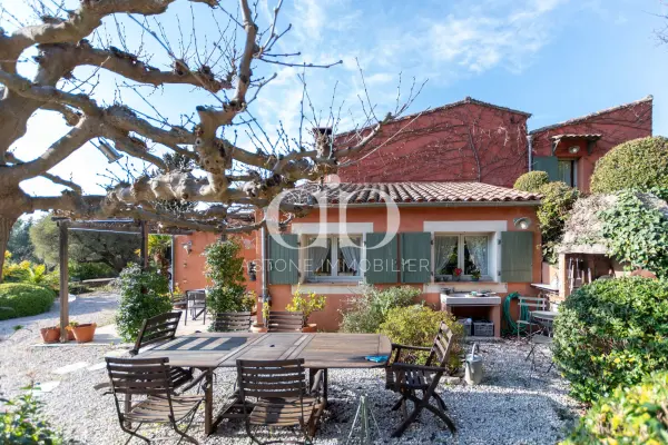 Cassis 13260 – Vente de prestige maison/villa 6&nbsp;pièces 5&nbsp;chambres