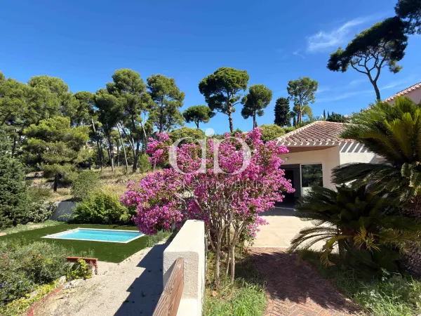 Cassis 13260 – Vente de prestige maison/villa 6&nbsp;pièces 3&nbsp;chambres