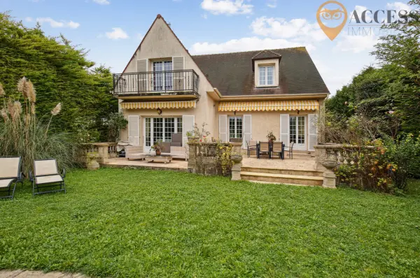 Sarcelles 95200 – Vente maison/villa 8&nbsp;pièces 5&nbsp;chambres