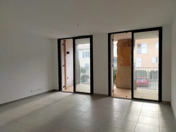 Bormes-les-Mimosas 83230 – Vente appartement 3&nbsp;pièces 2&nbsp;chambres