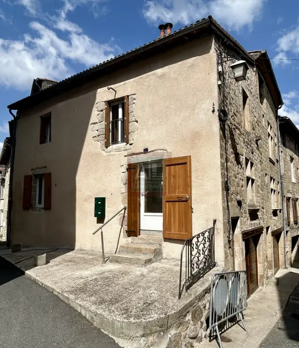 Langogne 48300 – Vente immeuble 3&nbsp;pièces