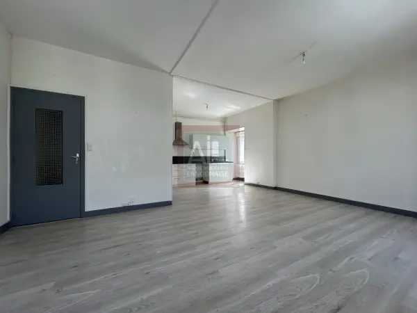Langogne 48300 – Vente appartement 3&nbsp;pièces 3&nbsp;chambres