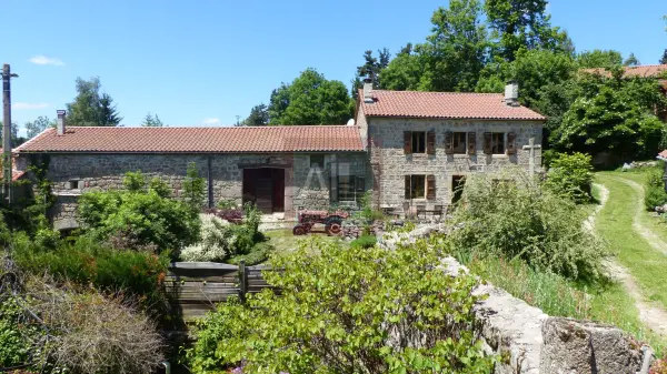 Chastanier 48300 – Vente maison/villa 9&nbsp;pièces 5&nbsp;chambres