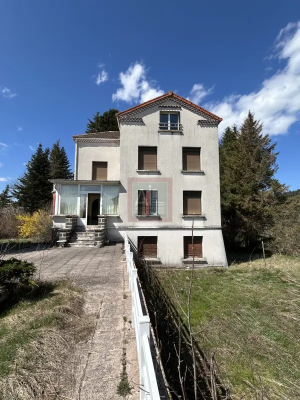 Langogne 48300 – Vente maison/villa 16&nbsp;pièces 11&nbsp;chambres