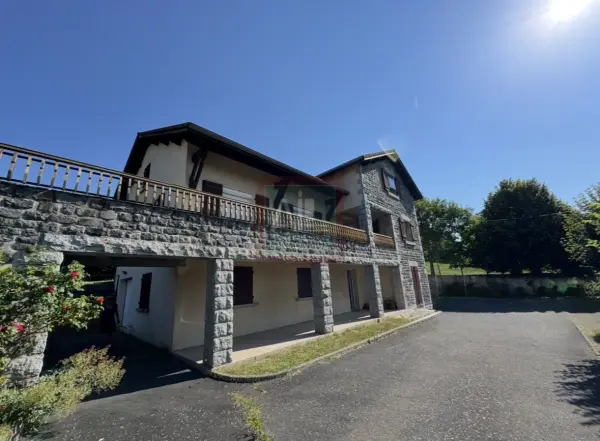 Le Monastier-sur-Gazeille 43150 – Vente maison/villa 10&nbsp;pièces 5&nbsp;chambres