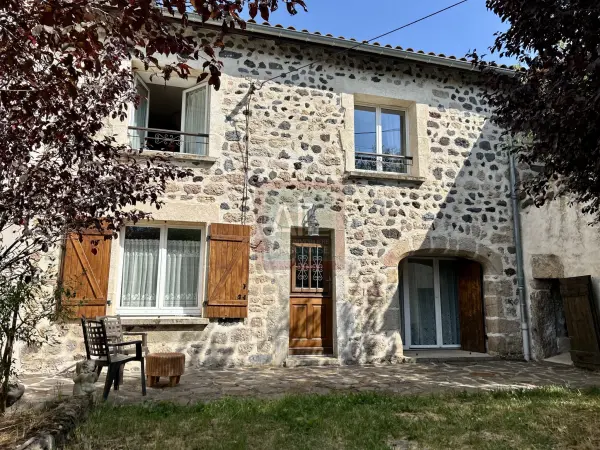 Saint-Paul-de-Tartas 43420 – Vente maison/villa 7&nbsp;pièces 4&nbsp;chambres