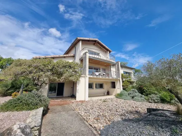 Caussade 82300 – Vente maison/villa 9&nbsp;pièces 4&nbsp;chambres
