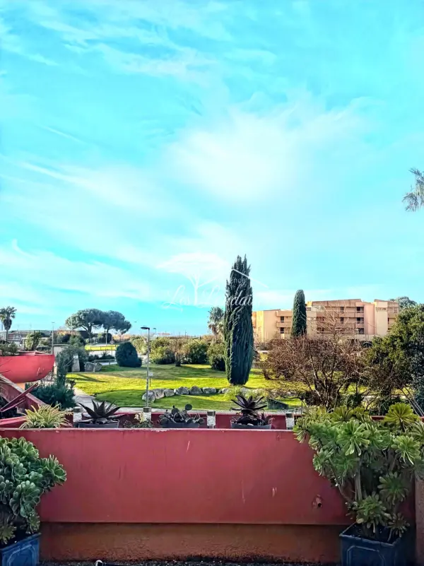 La Londe-les-Maures 83250 – Vente appartement 2&nbsp;pièces 1&nbsp;chambre