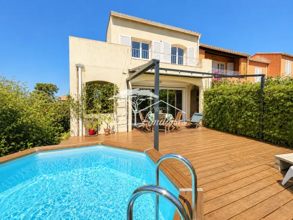 Hyères 83400 – Vente maison/villa 4&nbsp;pièces 3&nbsp;chambres
