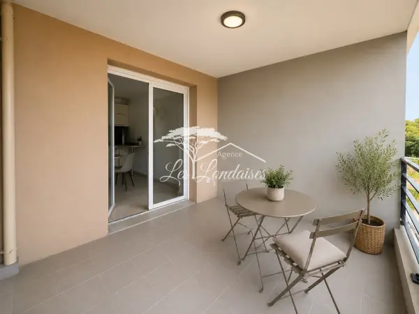 La Londe-les-Maures 83250 – Vente appartement 2&nbsp;pièces 1&nbsp;chambre