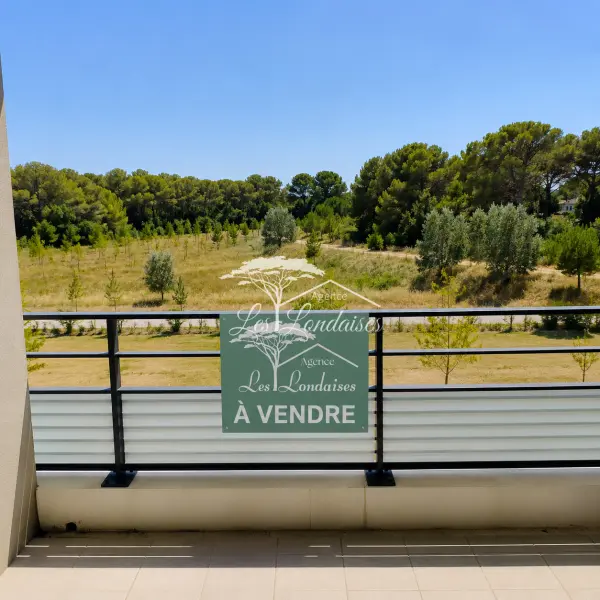 La Londe-les-Maures 83250 – Vente appartement 2&nbsp;pièces 1&nbsp;chambre