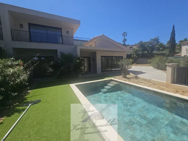 Sainte-Maxime 83120 – Vente maison/villa 5&nbsp;pièces 4&nbsp;chambres