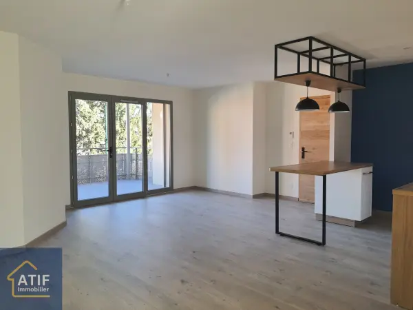 Saint-Germain-Laval 42260 – Location appartement 4&nbsp;pièces 3&nbsp;chambres